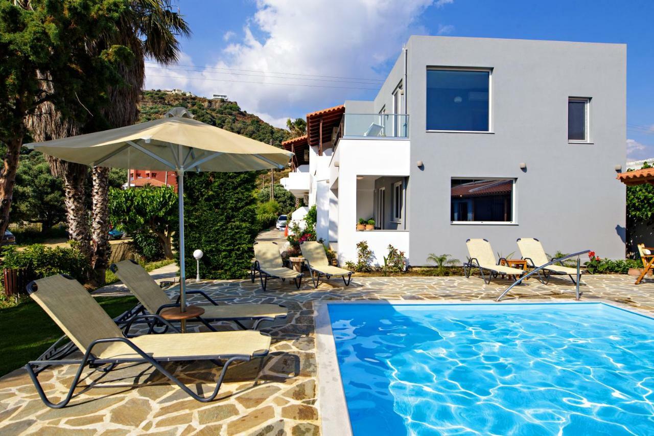 Irida Guesthouse By The Pool Plakiász Kültér fotó